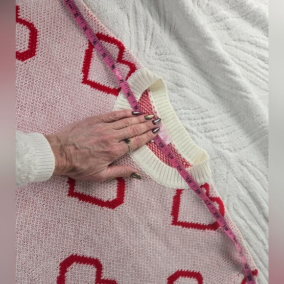 Pink Lily Love Your Heart EUC Knit Heart Sweater Valentine Small Red White - Picture 14 of 15